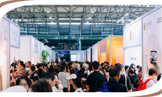 观众预登记开启 | 诚邀共赴2025上海国际婚纱糖心vlog、彩妆造型及时尚配饰糖心vlog
